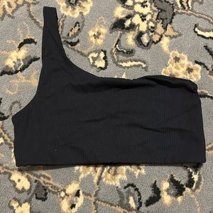 Lululemon size 6 one shoulder bra